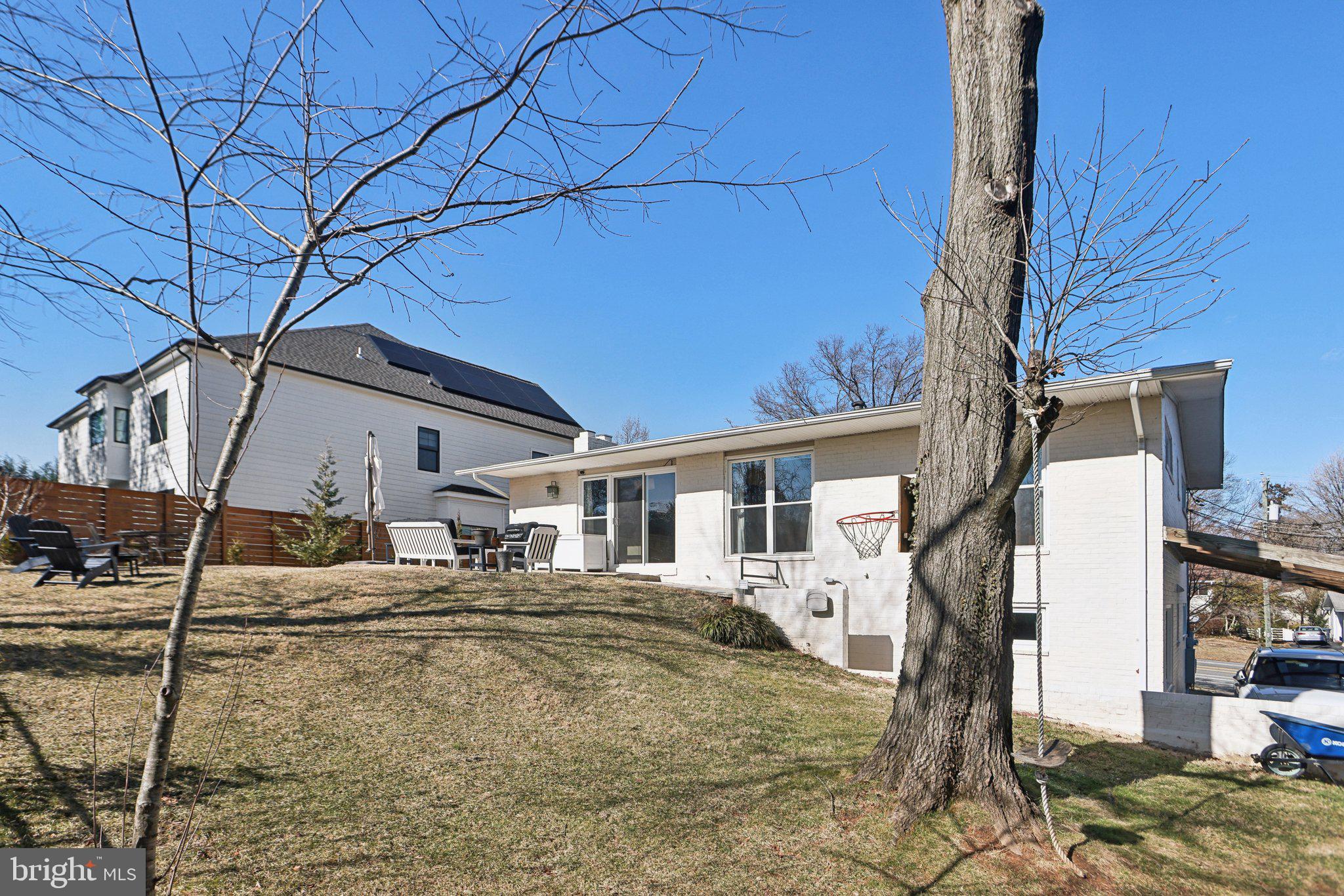 6707 Old Chesterbrook Rd