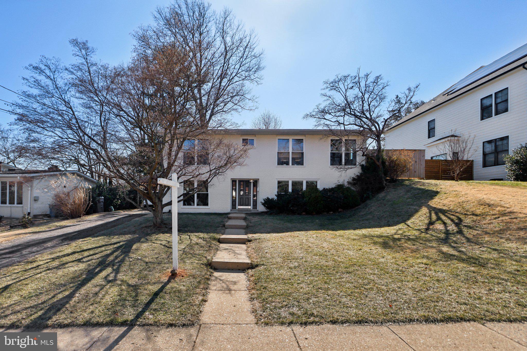 6707 Old Chesterbrook Rd