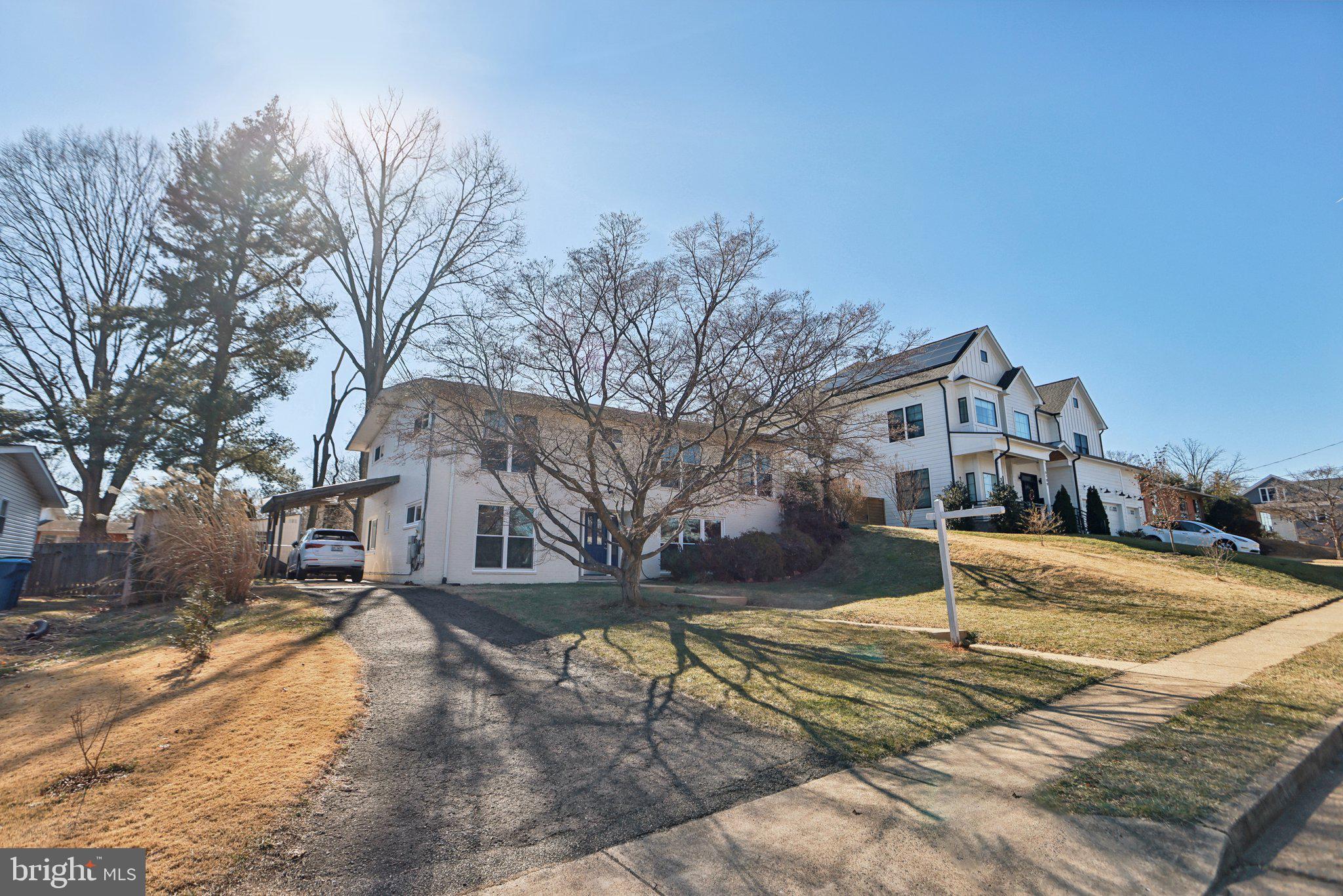 6707 Old Chesterbrook Rd