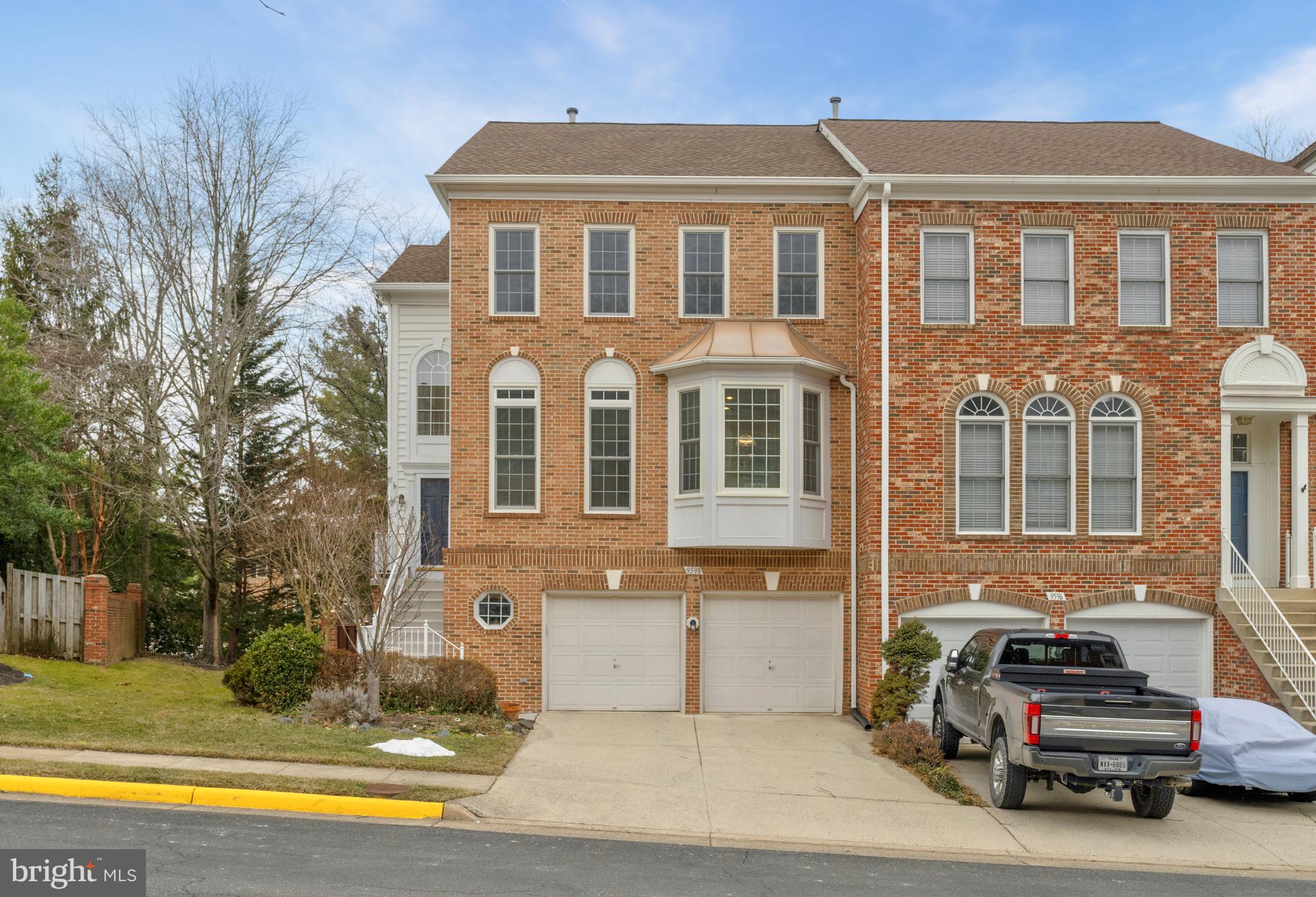 9598 Lagersfield Cir