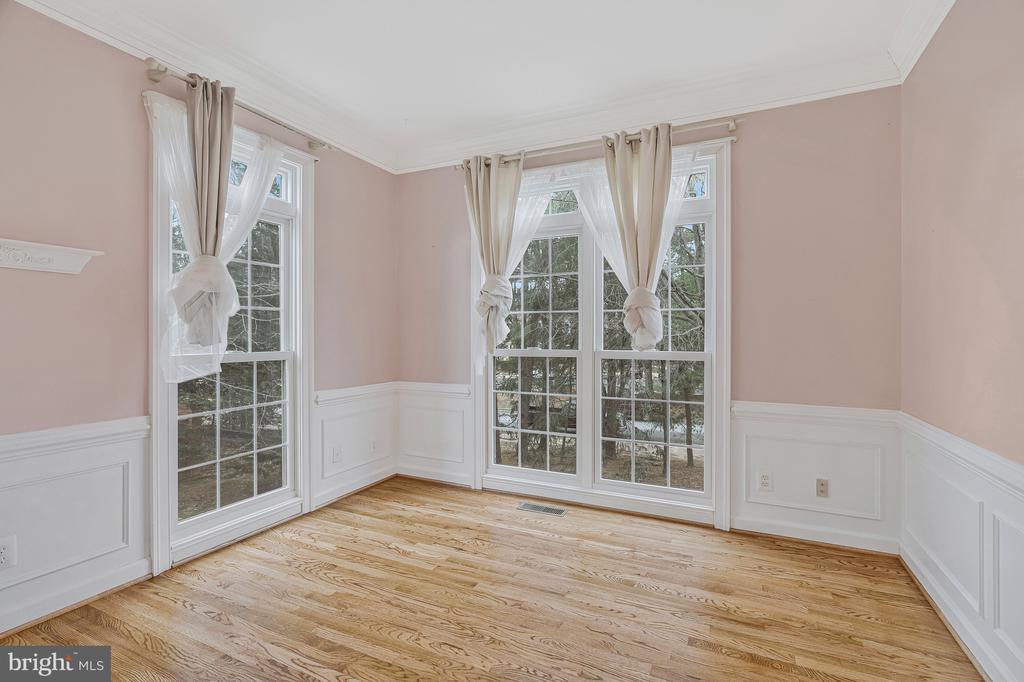 9598 Lagersfield Cir