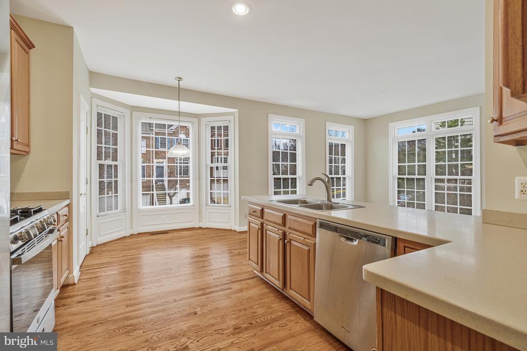 9598 Lagersfield Cir