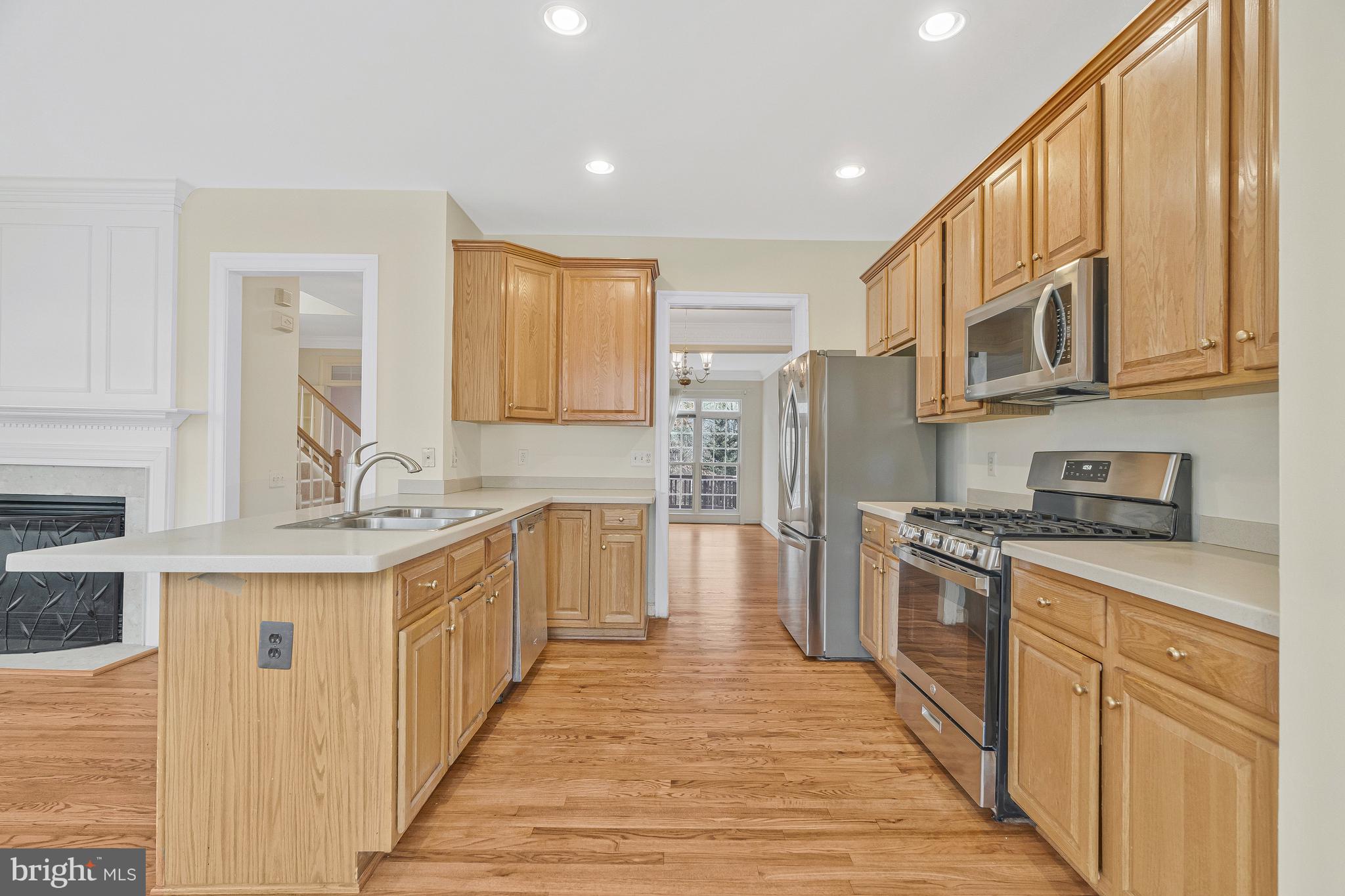 9598 Lagersfield Cir