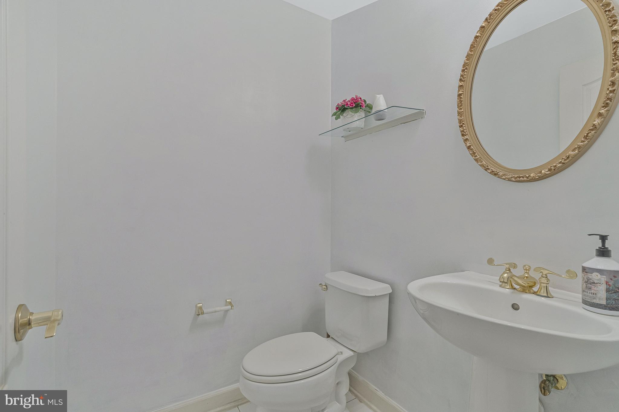 9598 Lagersfield Cir