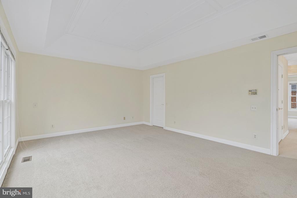 9598 Lagersfield Cir