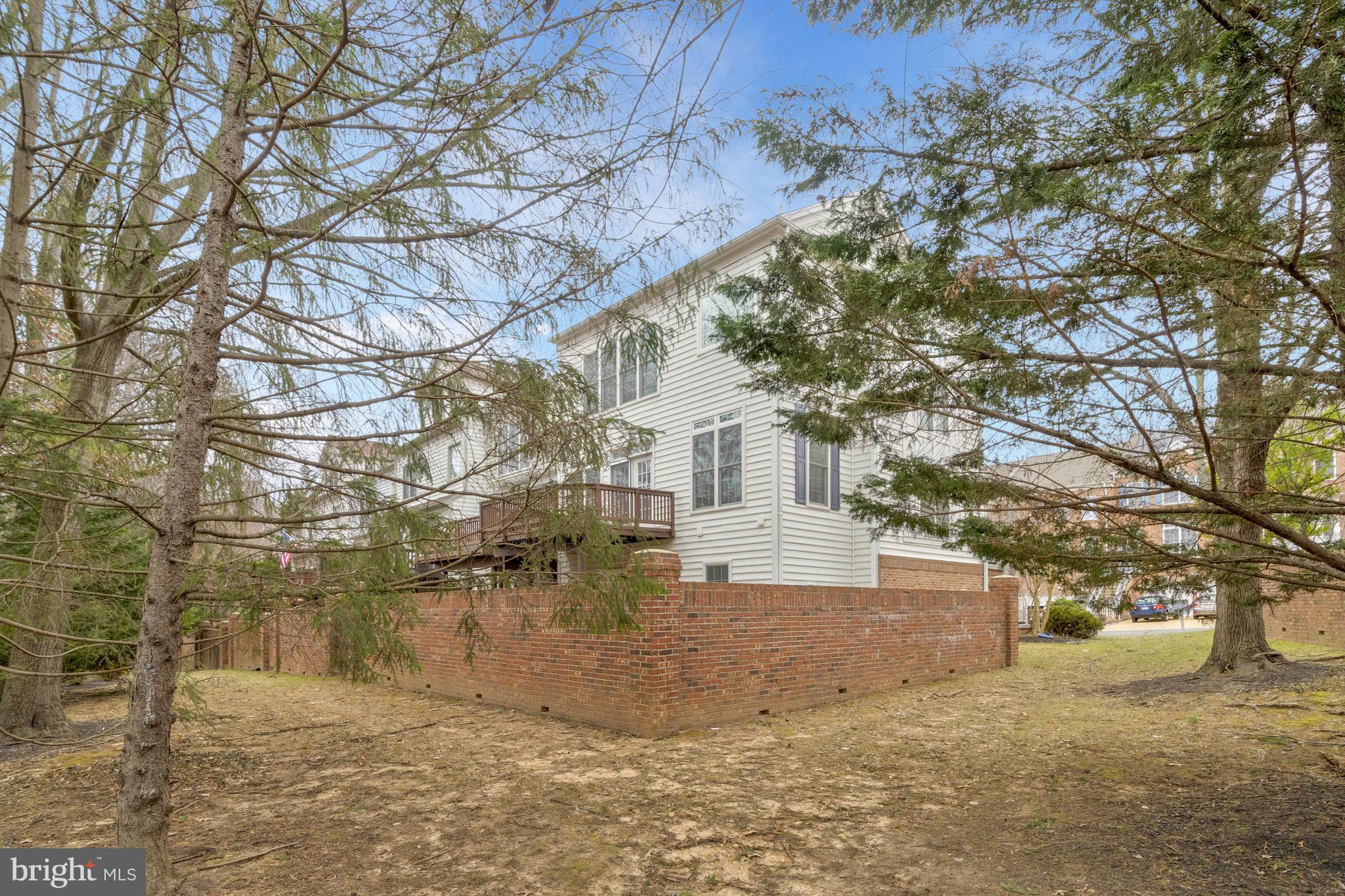 9598 Lagersfield Cir