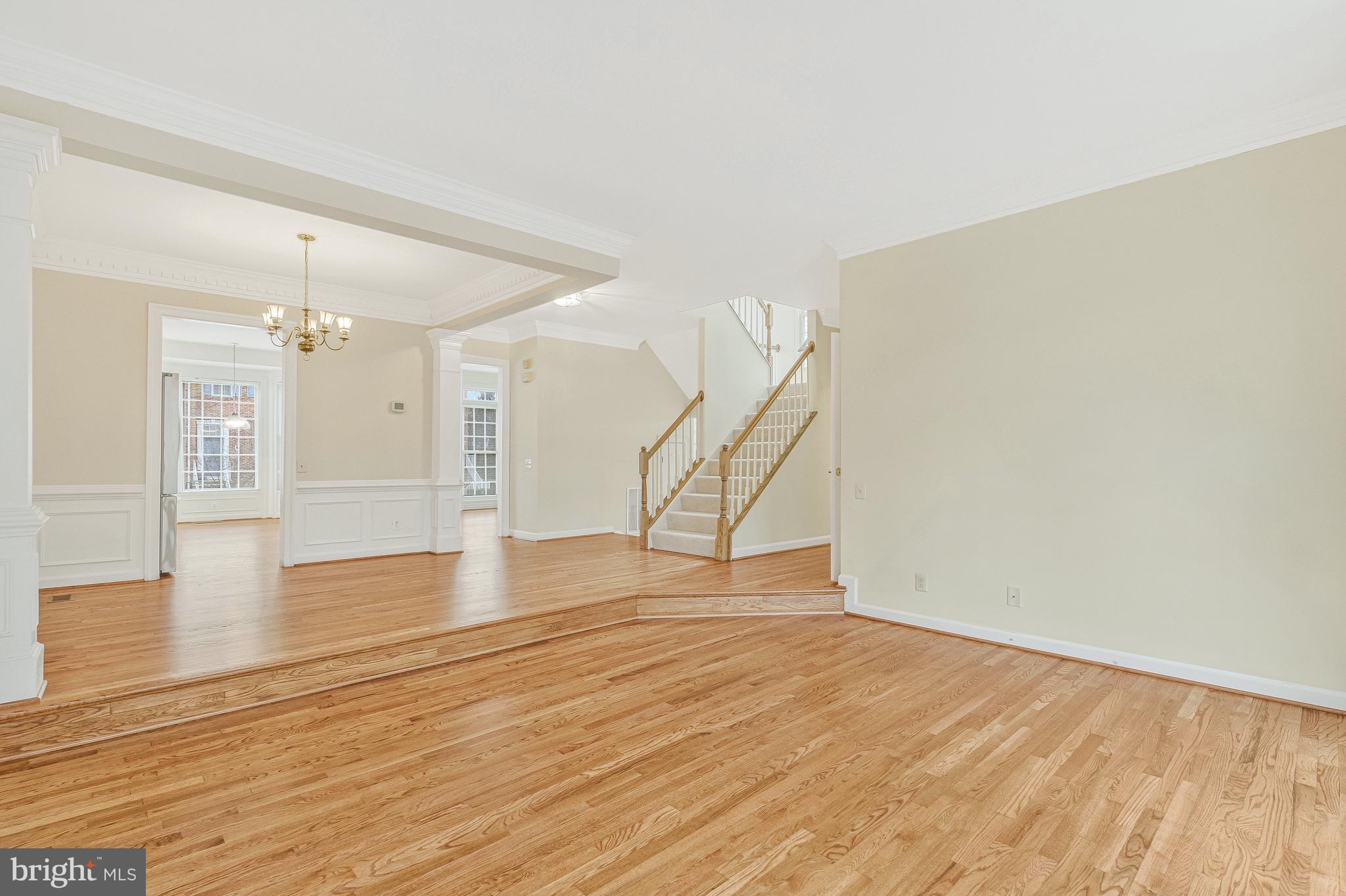 9598 Lagersfield Cir