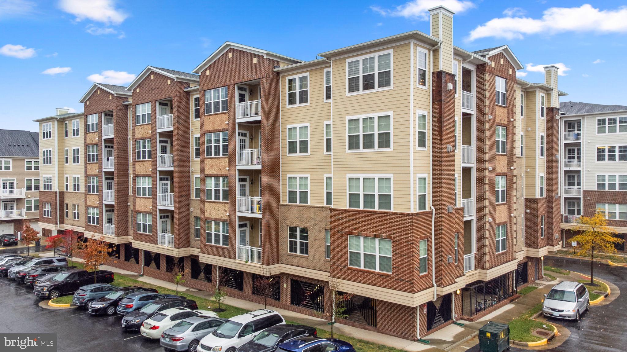 13723 NEIL ARMSTRONG AVE #504