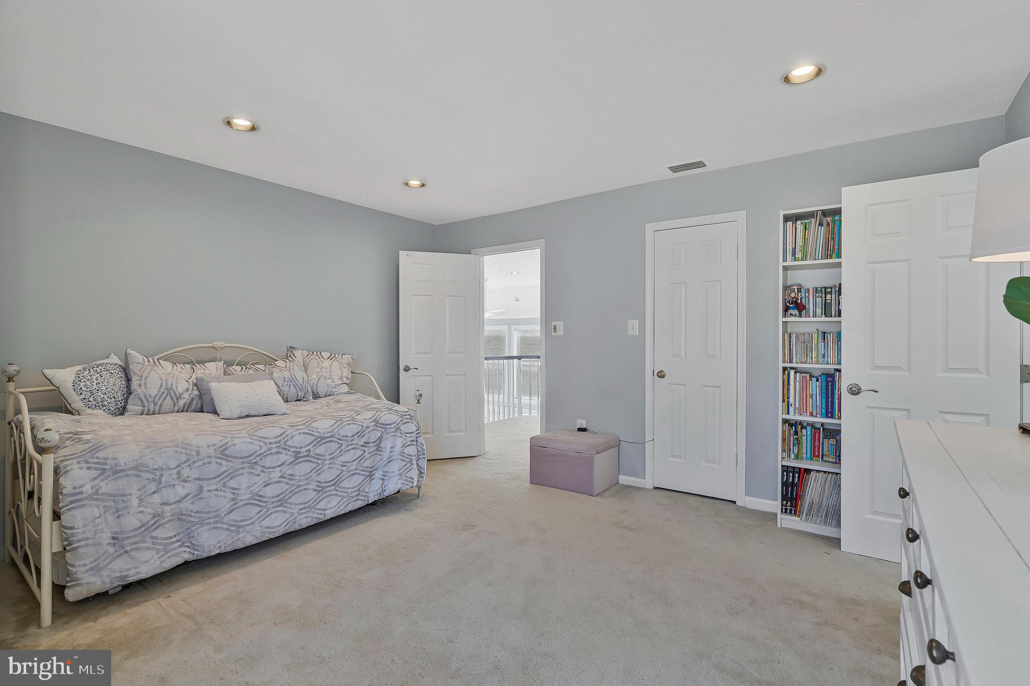 12609 Lake Normandy Ln
