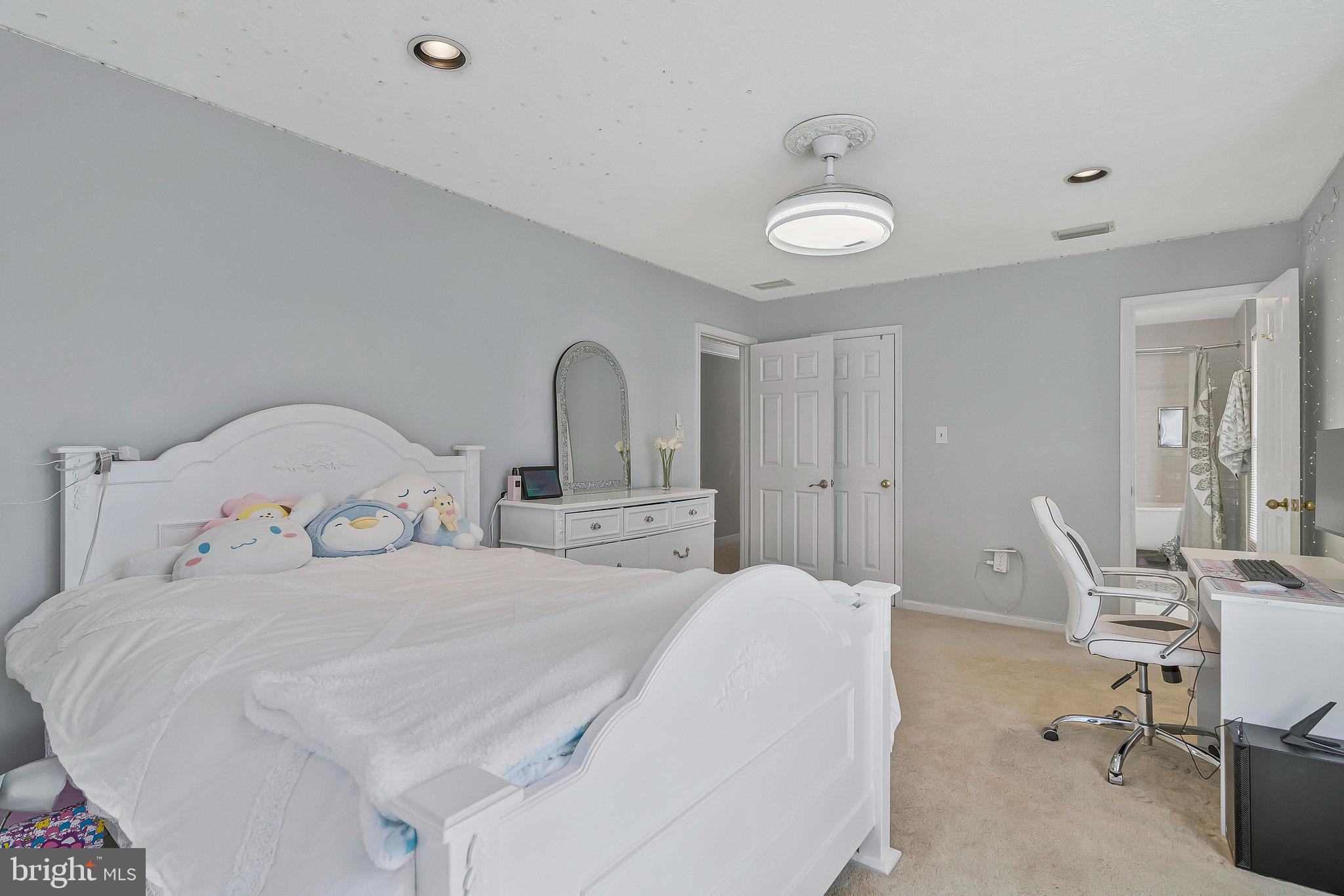 12609 Lake Normandy Ln