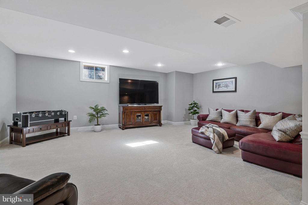 12609 Lake Normandy Ln