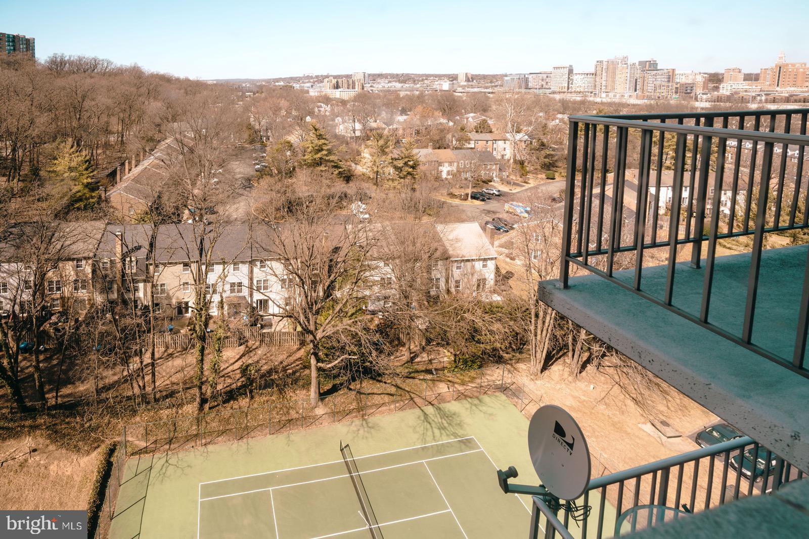 2059 Huntington Ave #1404