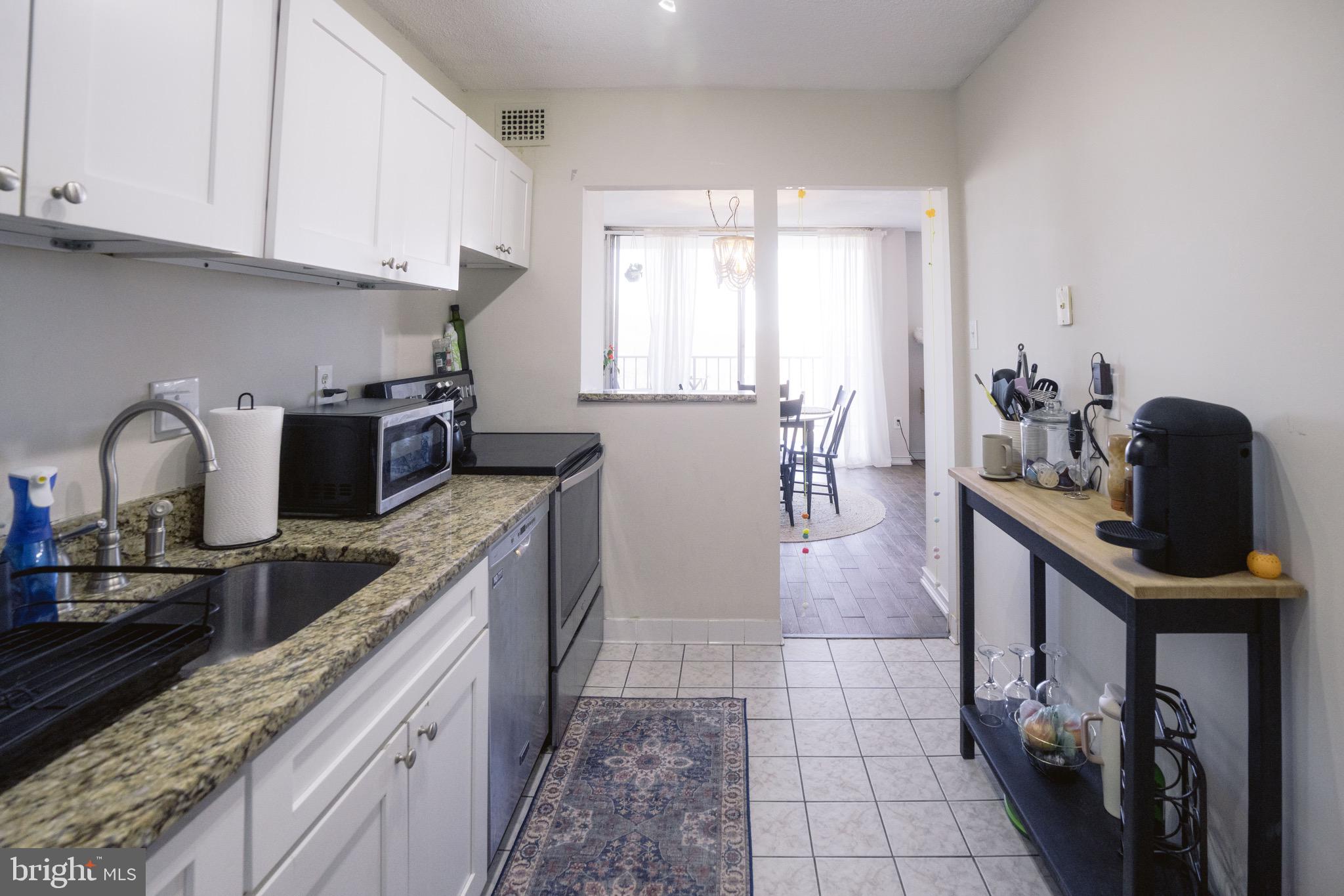 2059 Huntington Ave #1404