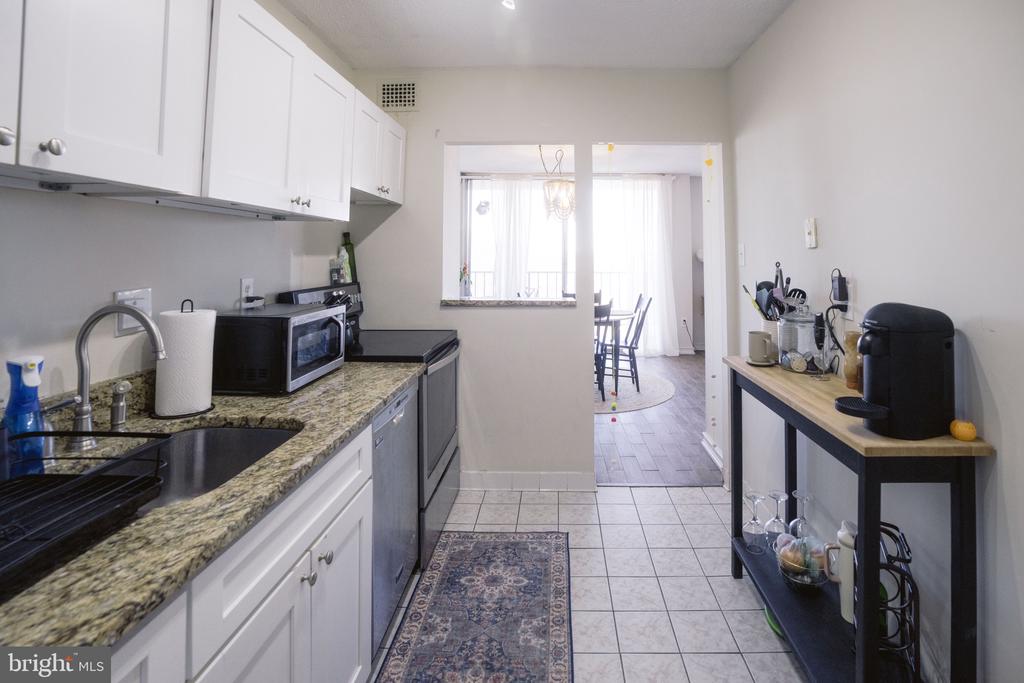 2059 Huntington Ave #1404