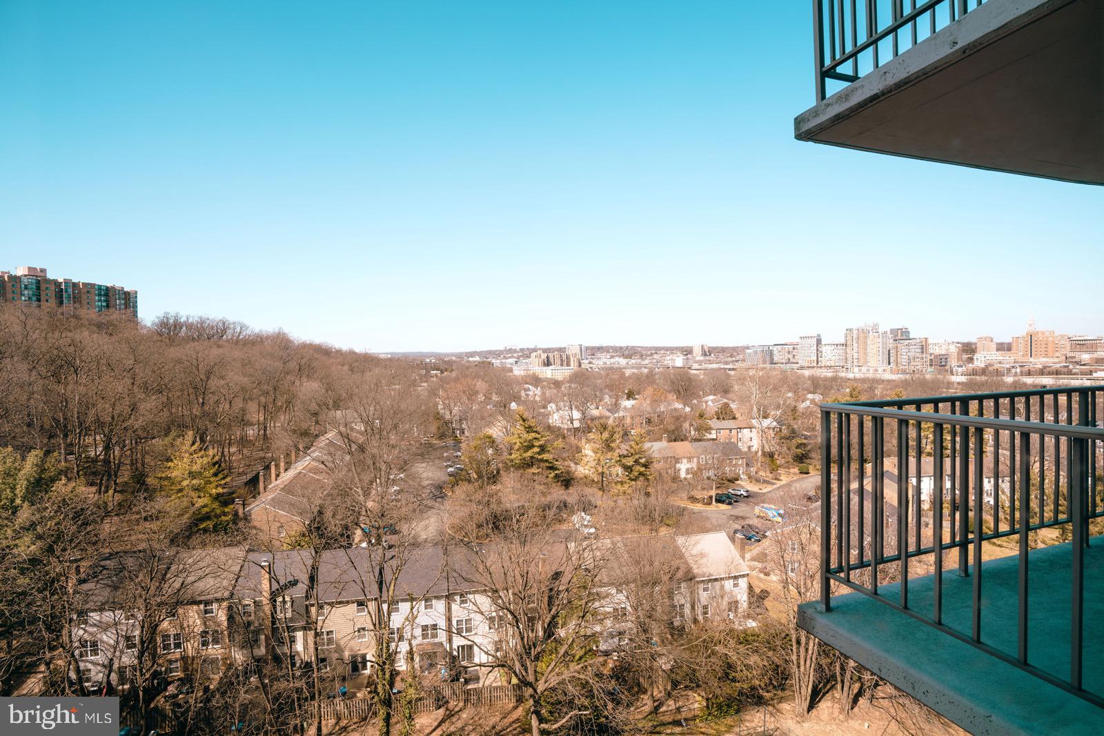 2059 Huntington Ave #1404