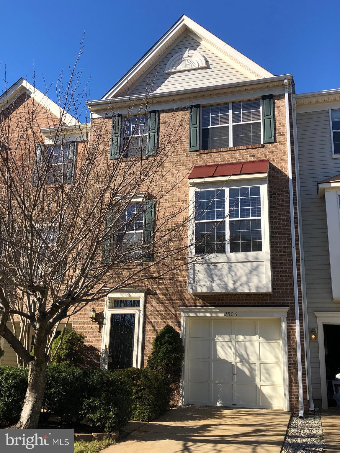 2506 CLOVER FIELD CIR