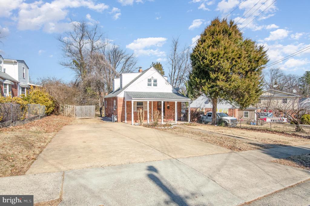 7214 Tyler Ave
