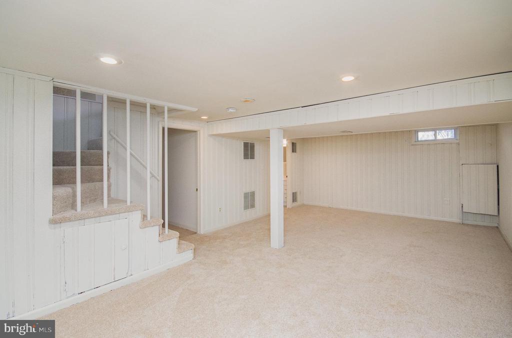 7214 Tyler Ave