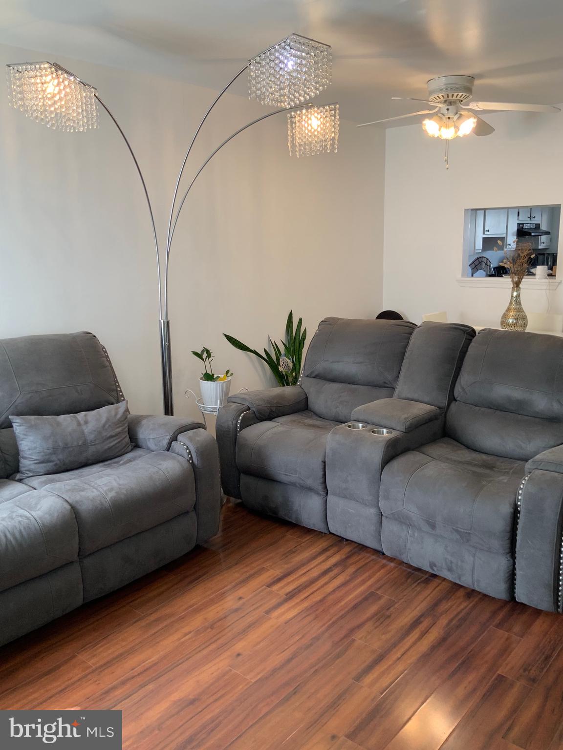 8531 Southlawn Ct