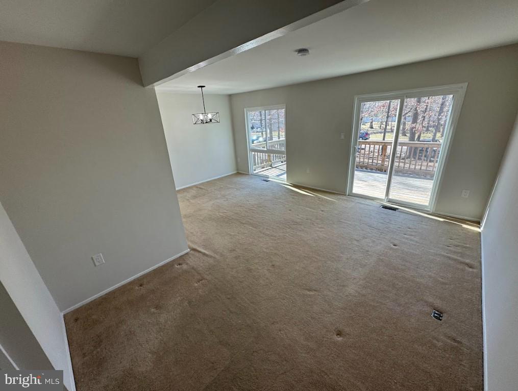 3016 SUGAR LN