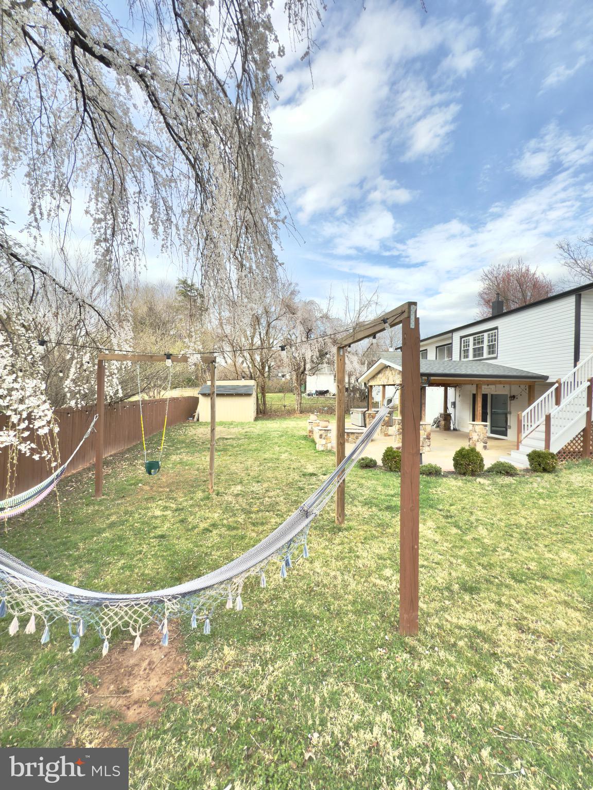 4948 REGINA DR