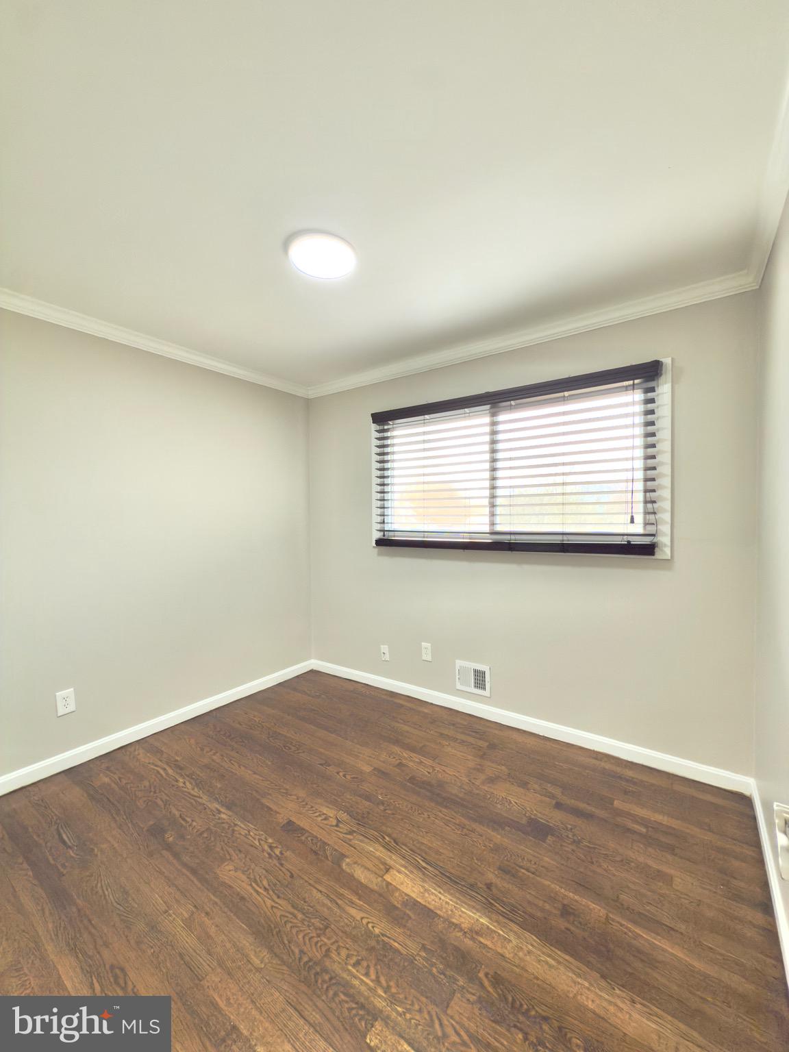 4948 REGINA DR