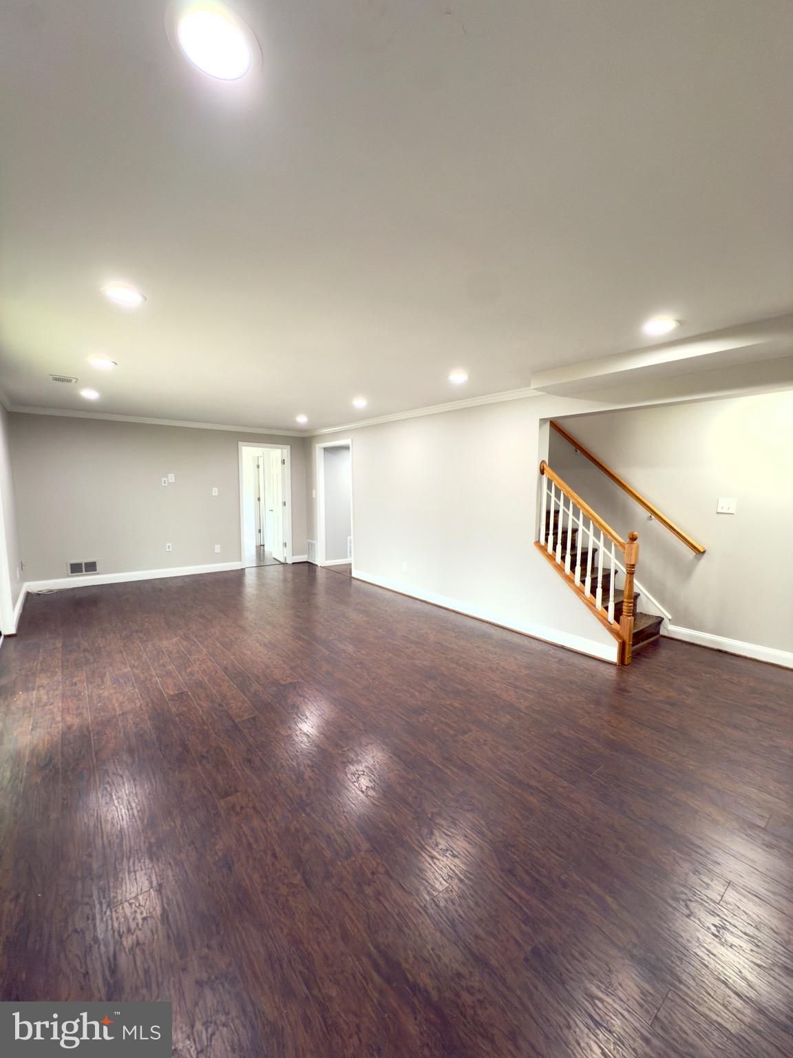 4948 REGINA DR