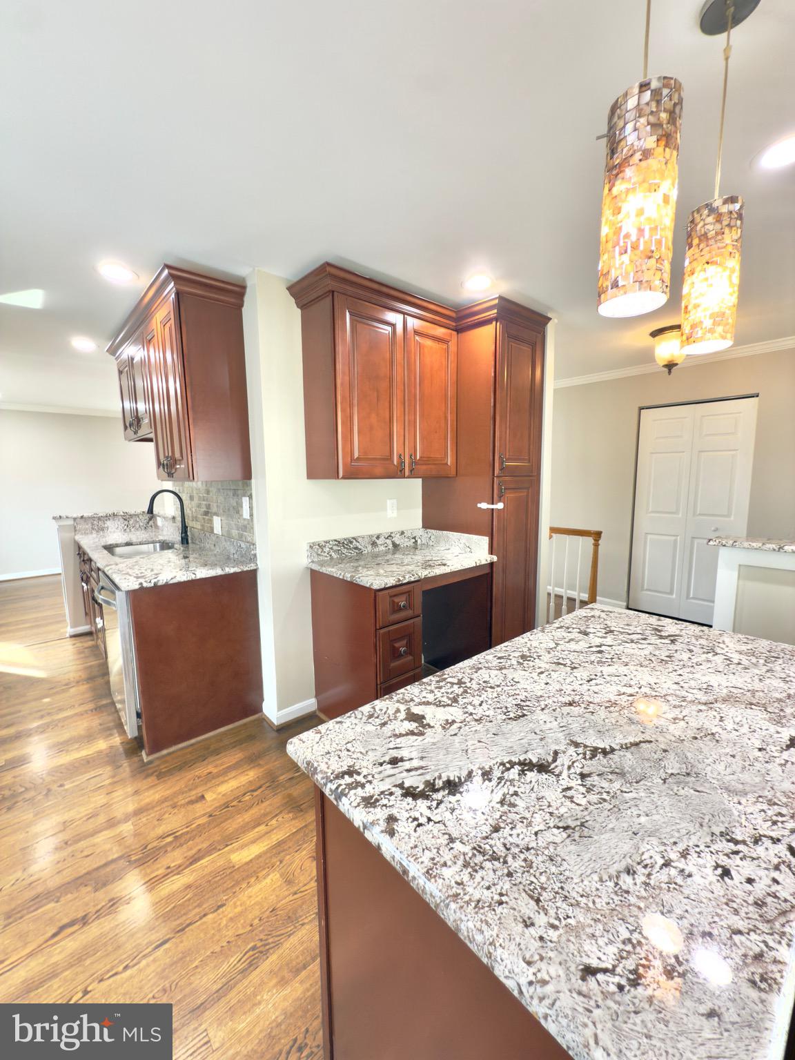 4948 REGINA DR