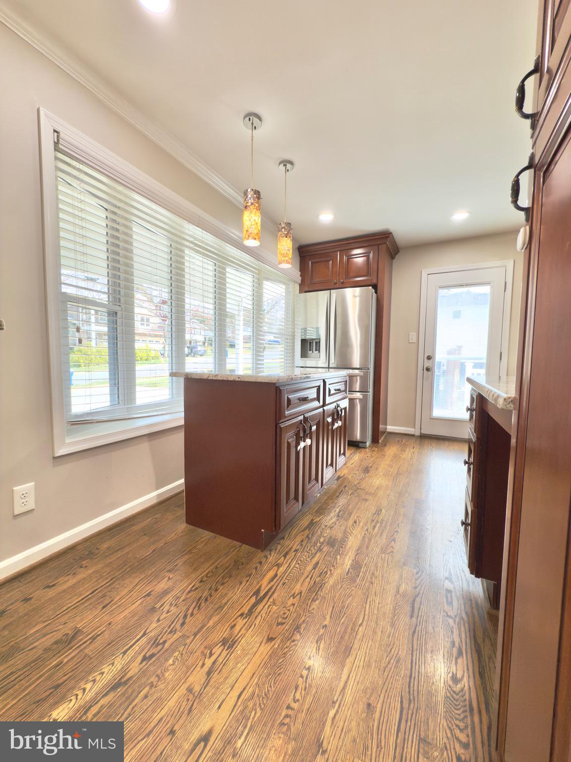 4948 REGINA DR