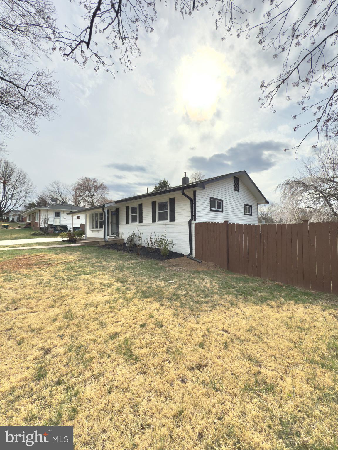 4948 REGINA DR