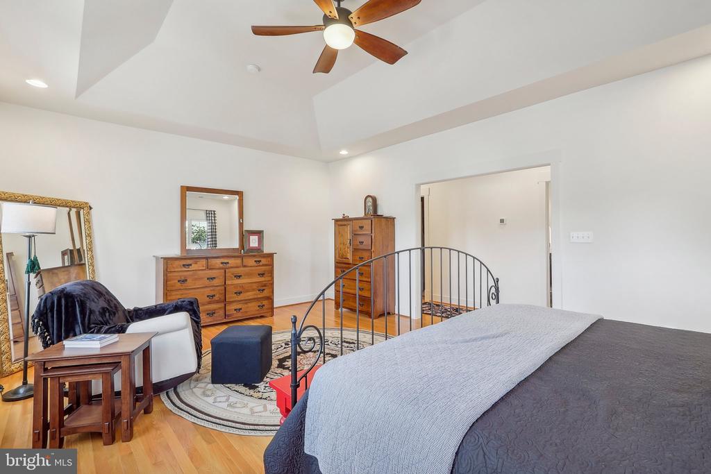 1936 Anderson Rd
