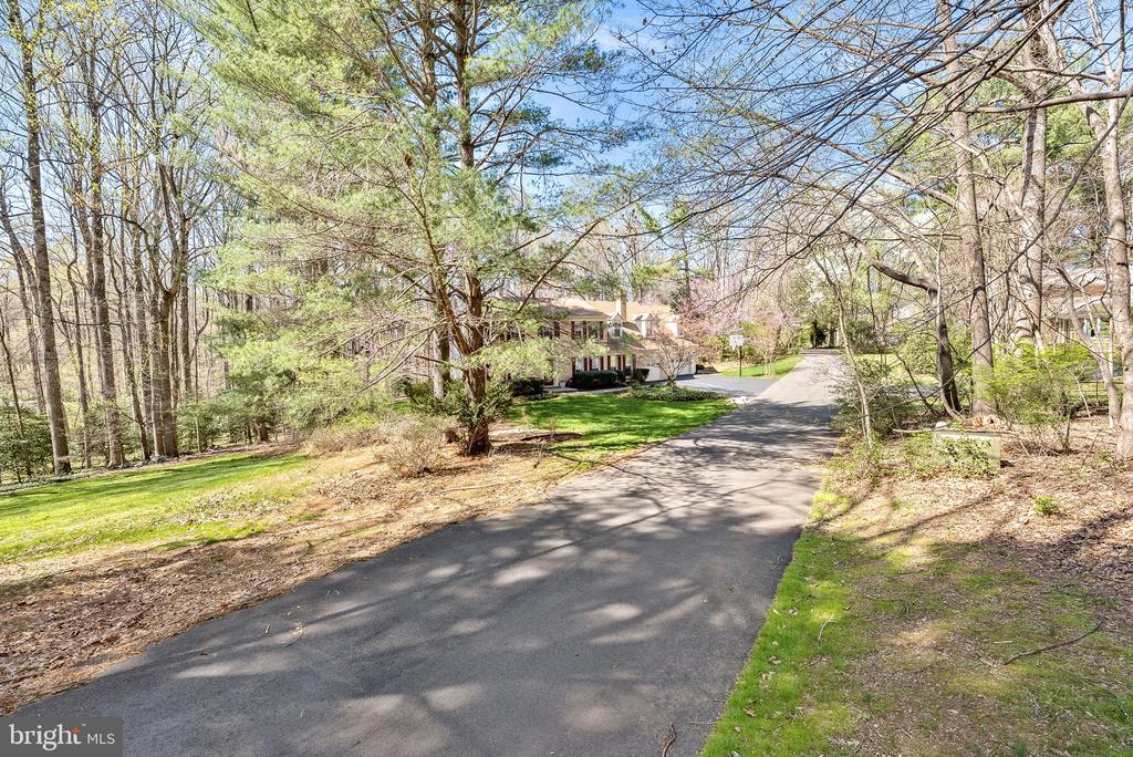 2804 Bree Hill Rd