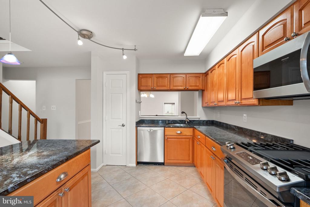 6548 Tartan Vista Dr