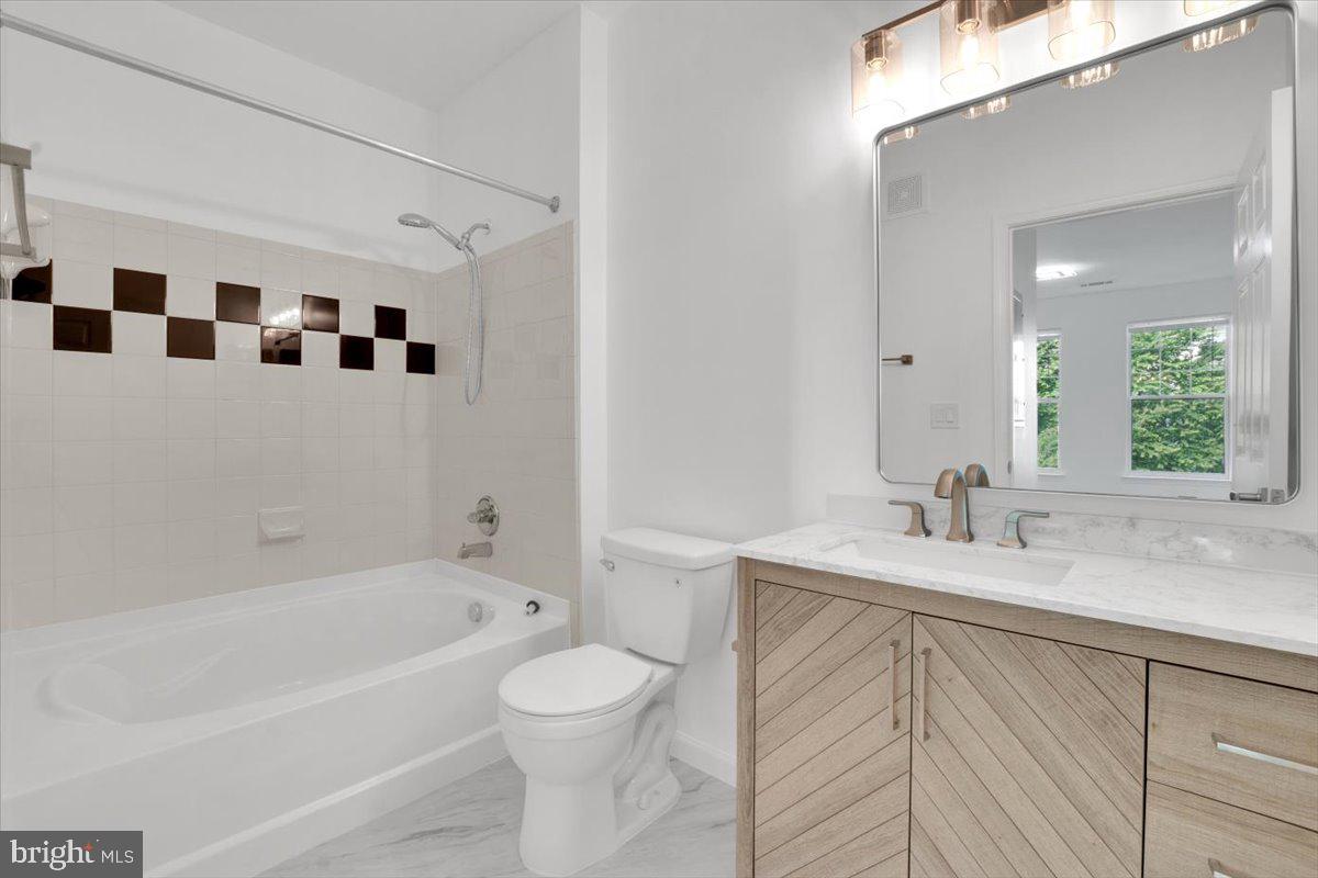 11379 Aristotle Dr #10-409