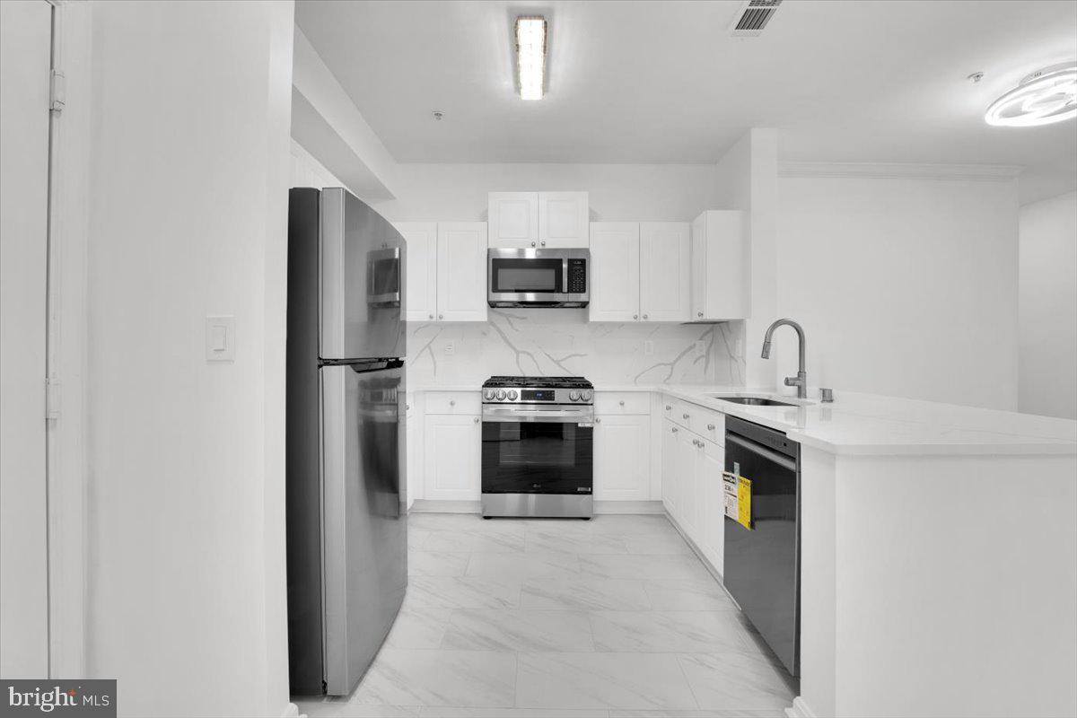 11379 Aristotle Dr #10-409