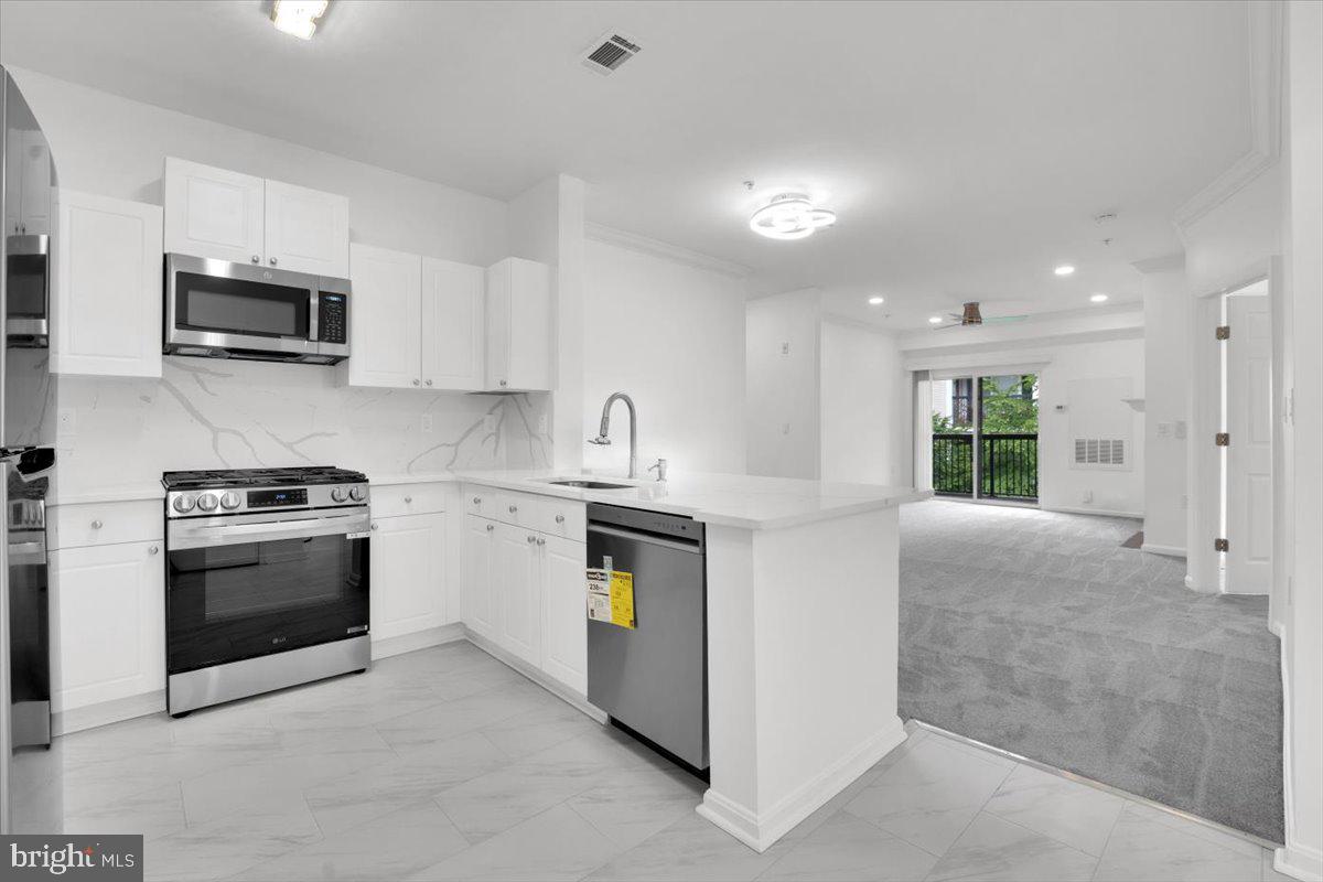 11379 Aristotle Dr #10-409