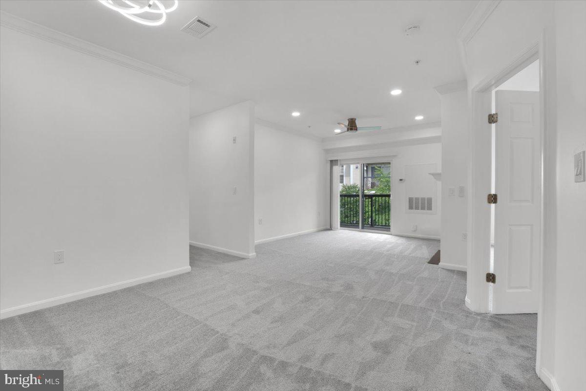 11379 Aristotle Dr #10-409