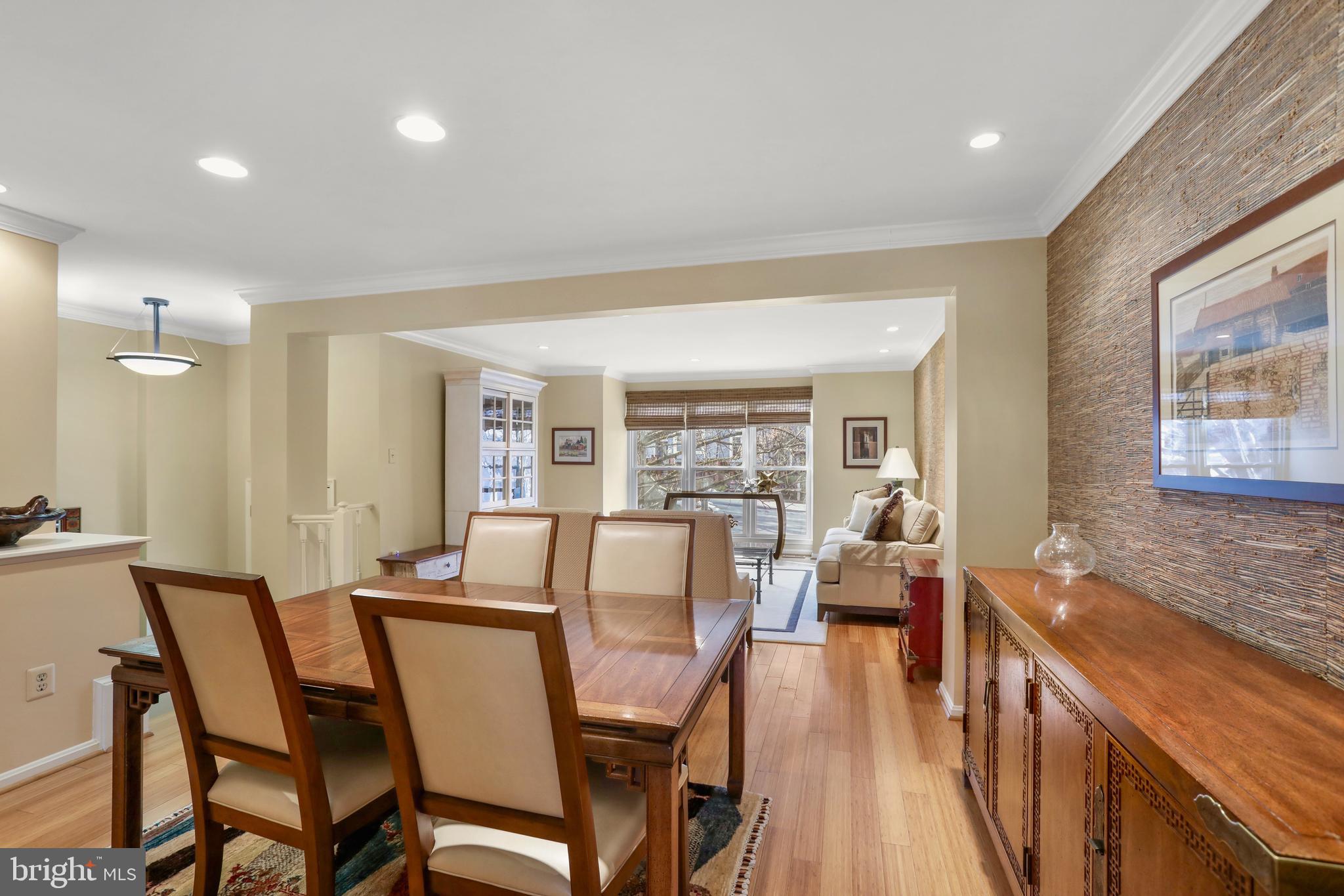 1615 Apricot Ct