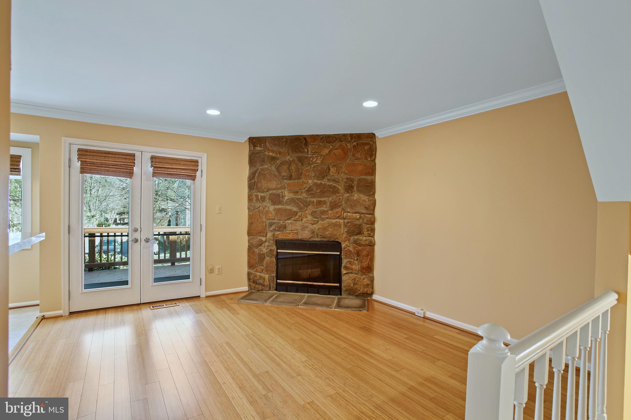 1615 Apricot Ct