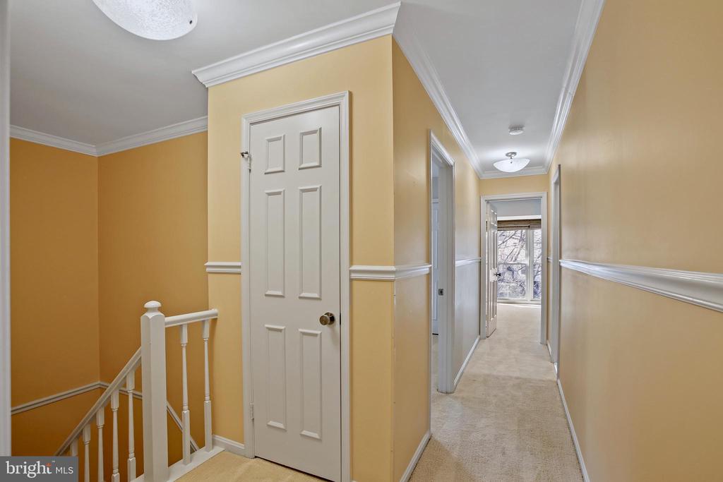 1615 Apricot Ct