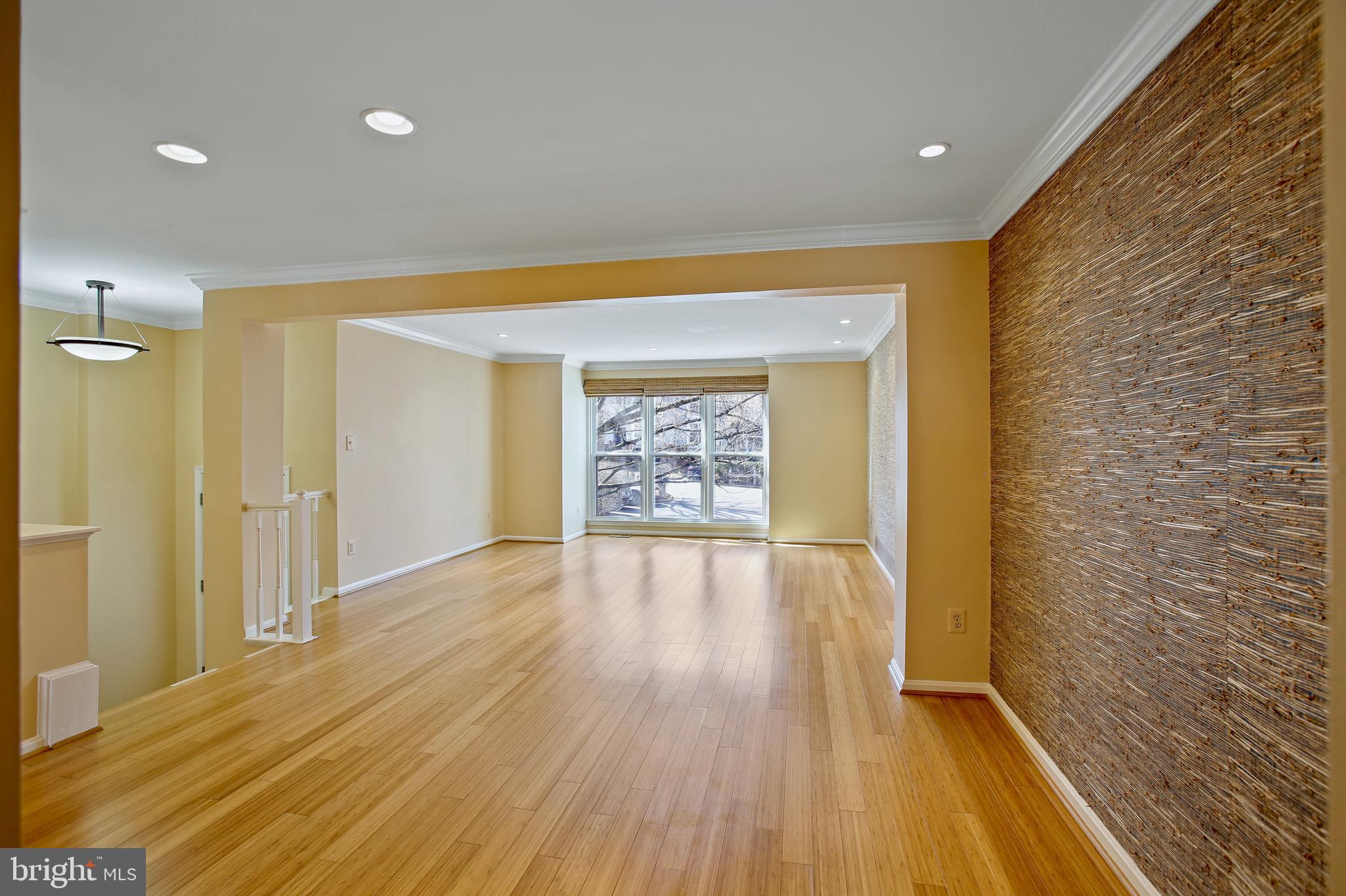 1615 Apricot Ct