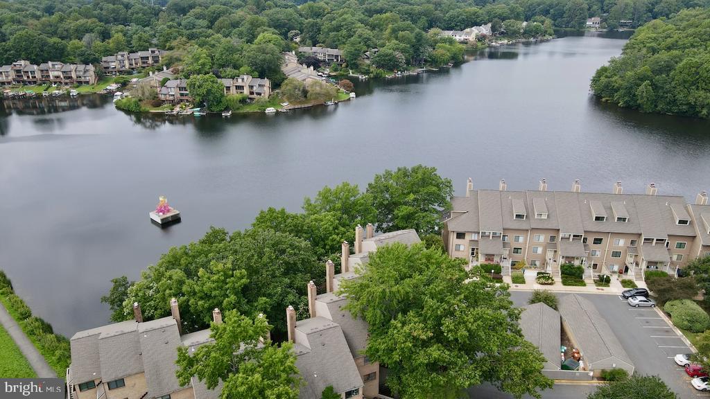 11138 HARBOR CT