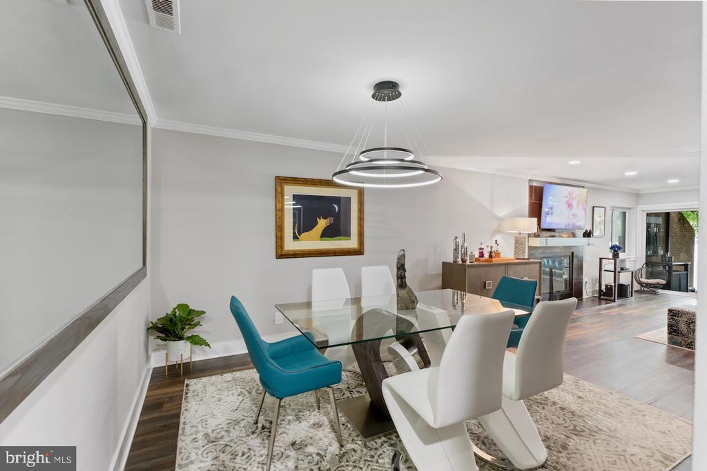 11138 HARBOR CT
