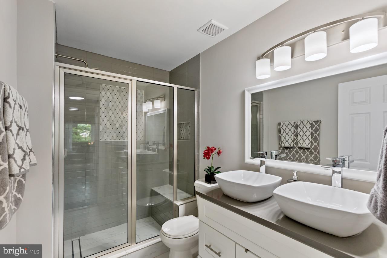 11138 HARBOR CT