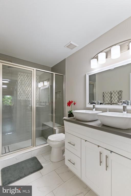 11138 HARBOR CT