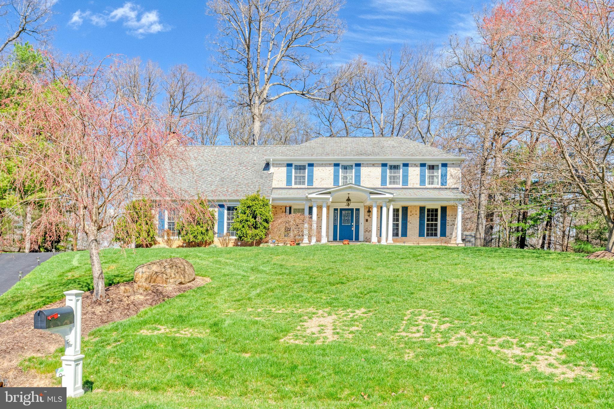 1402 SOUTHWIND CT