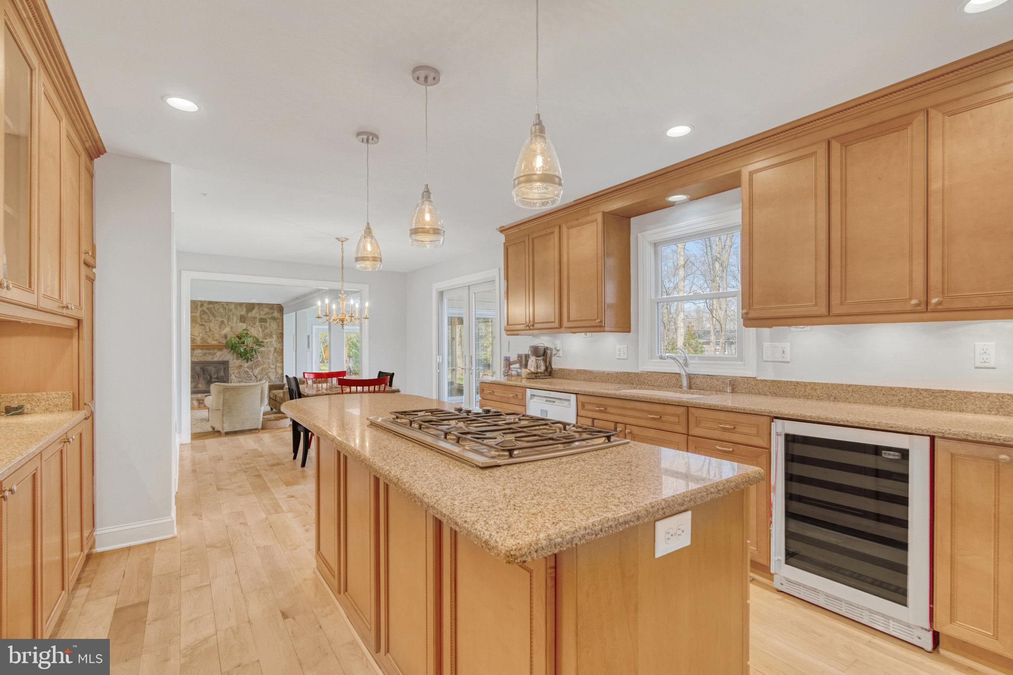 1402 SOUTHWIND CT