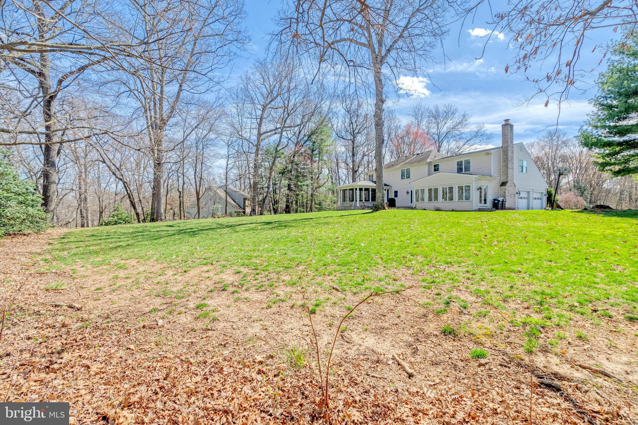 1402 SOUTHWIND CT