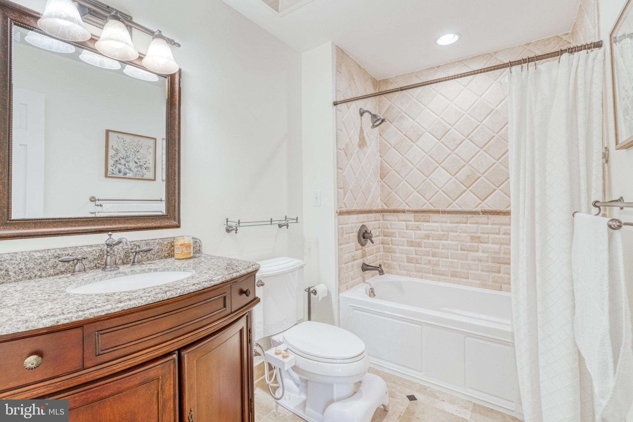 1402 SOUTHWIND CT