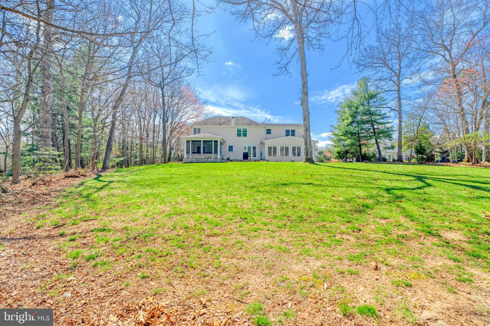 1402 SOUTHWIND CT